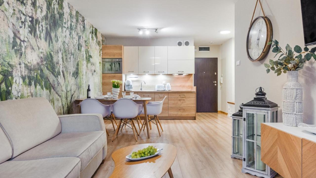 Apartment A008 Lux Tukan Polanki Park - *
