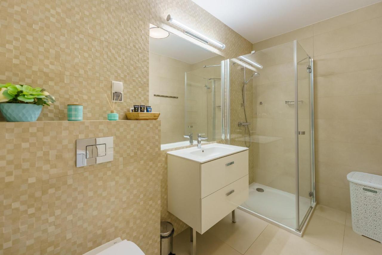 Апартаменти A008 Lux Tukan Polanki Park -